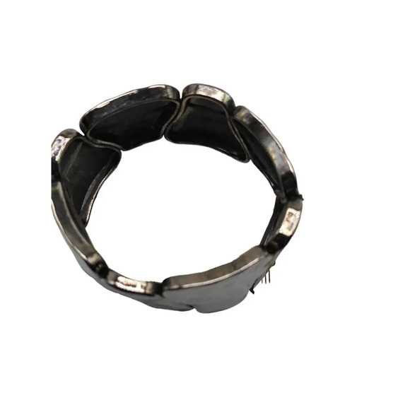 Hammered Geometric Shaped Wide Bangle Bracelet Silver Tone Vintage - Picture 3 of 4